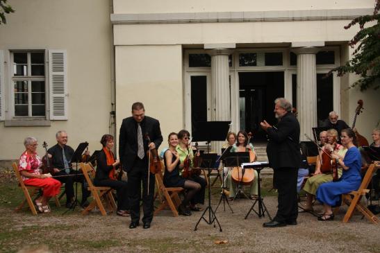 Sommer-Matinée 2009 mit Nils Malpricht (Konzertmeister) als Solist